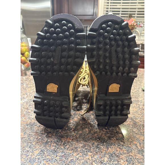 Sorel Women's Caribou Waterproof Boot Size 7 - Picture 7 of 11